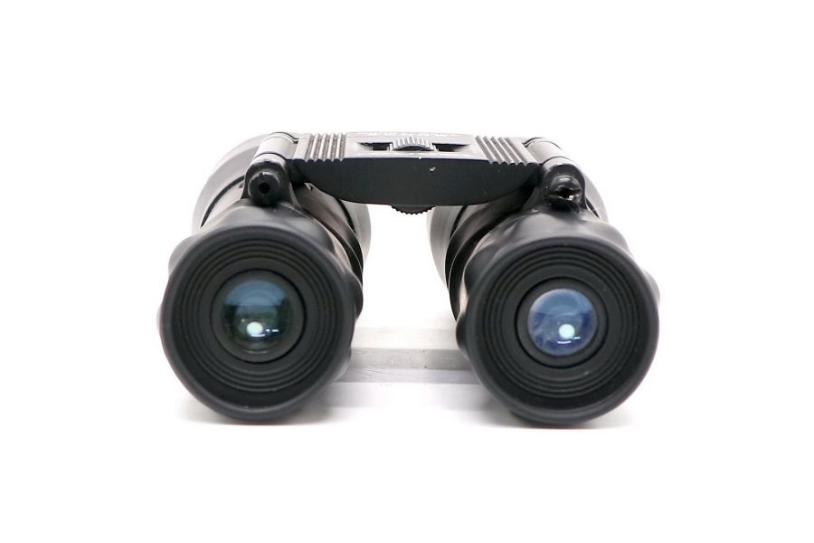 Бинокль Tasco 20x32mm