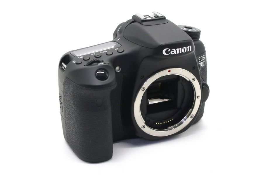 Canon EOS 70D body (пробег 2100 кадров)