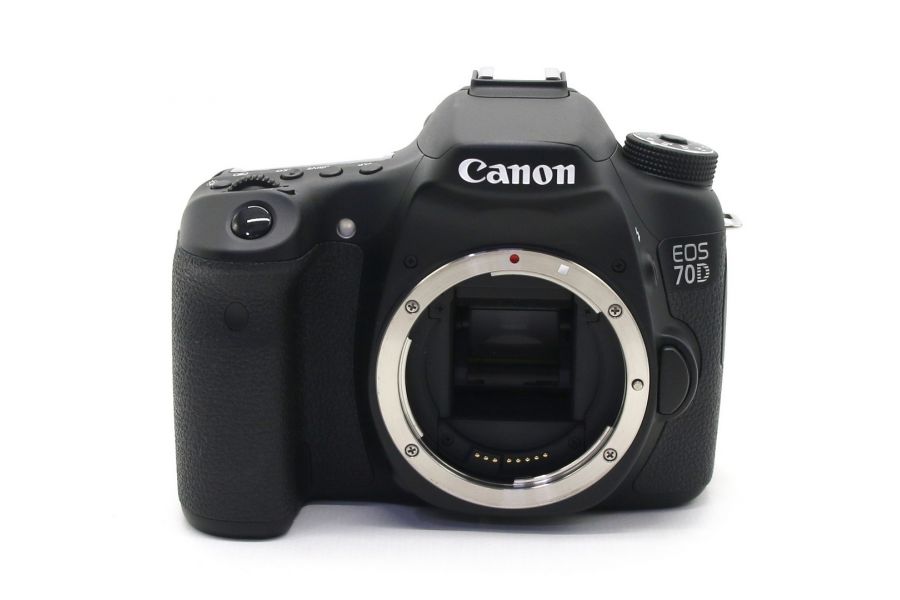 Canon EOS 70D body (пробег 2100 кадров)