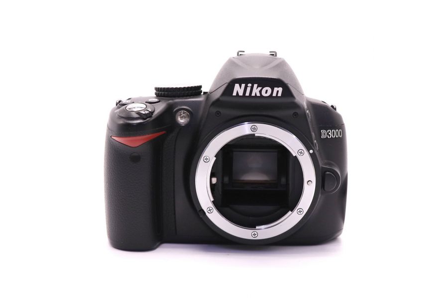 Nikon D3000 body (пробег 25000 кадров)