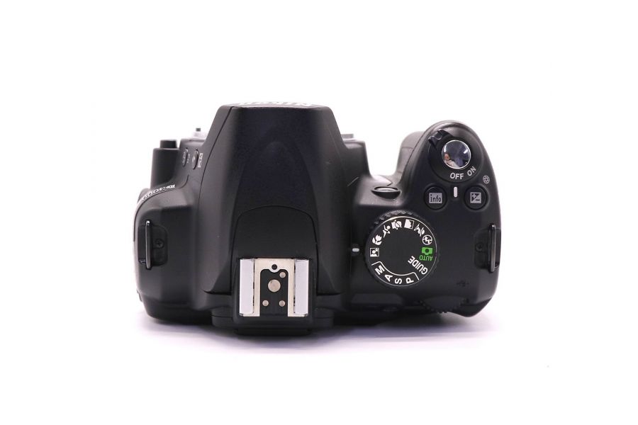 Nikon D3000 body (пробег 25000 кадров)