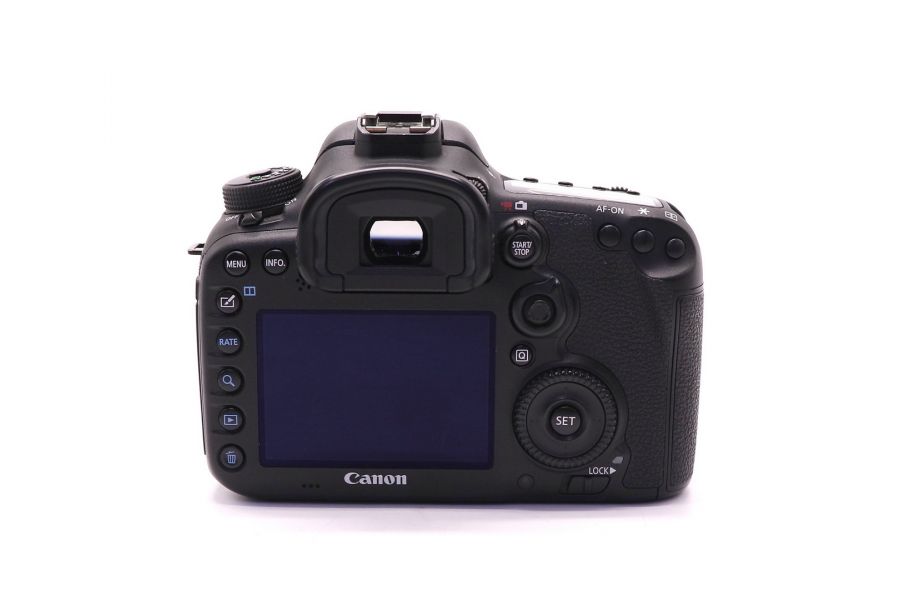 Canon EOS 7D Mark II body (пробег 68700 кадров)