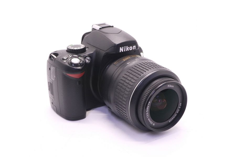 Nikon D60 kit (пробег 10280 кадров)