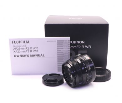 Fujifilm XF 35mm f/2 R WR в упаковке