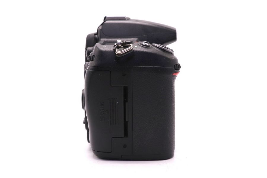 Nikon D7000 body (пробег 67000 кадров)
