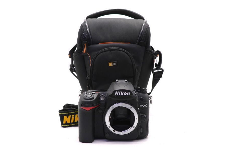 Nikon D7000 body (пробег 1010 кадров)