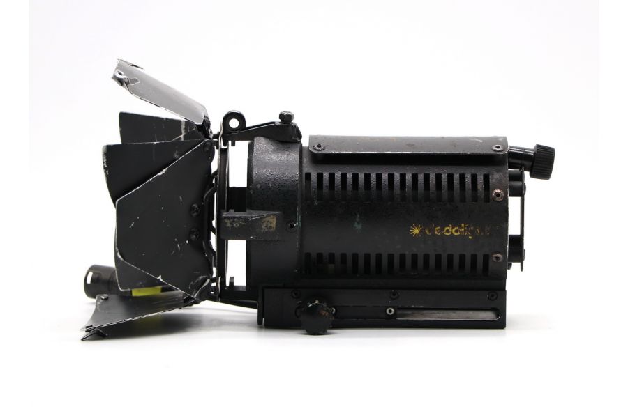 Осветитель Dedolight DLH3