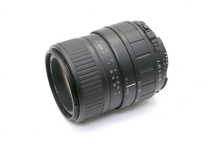 Sigma 70-210mm f/4-5.6 UC-II Nikon