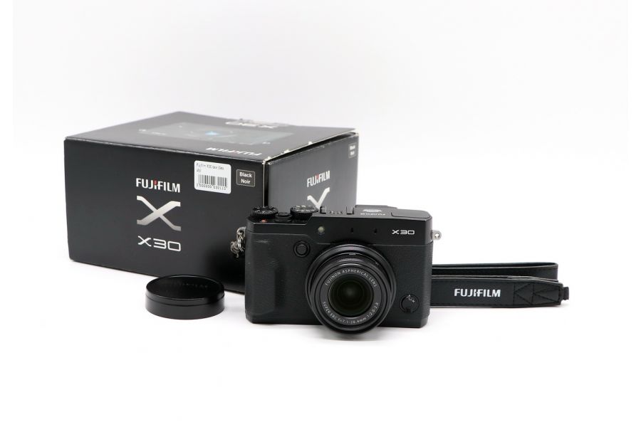Fujifilm X30 в упаковке