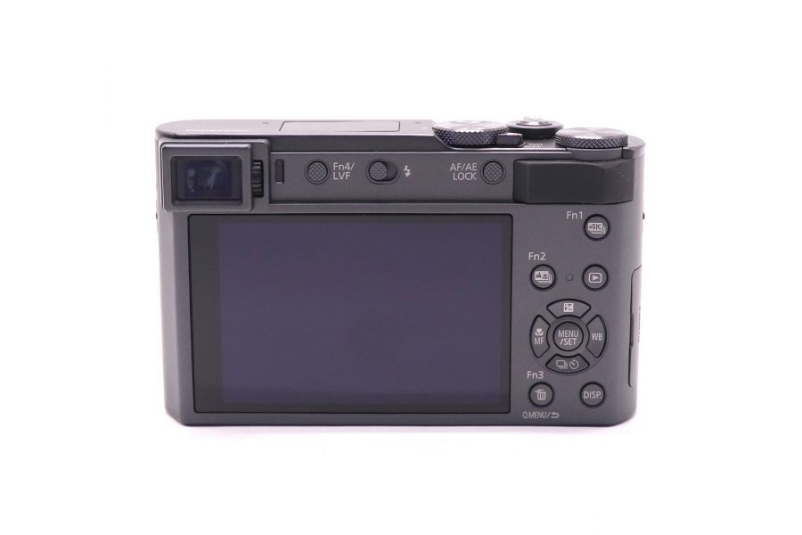 Panasonic Lumix DC-TZ200 в упаковке