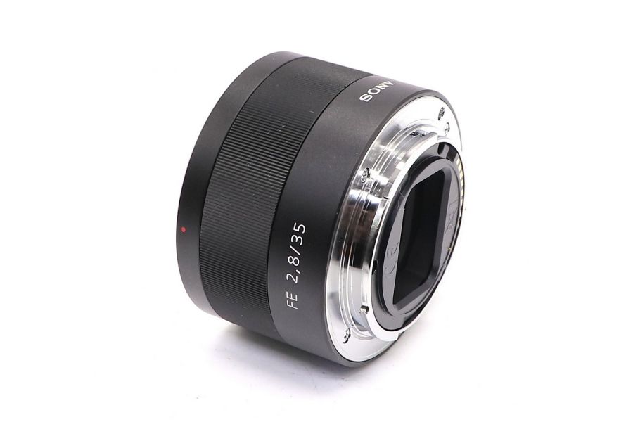  Sony FE Sonnar T* 35mm f/2.8