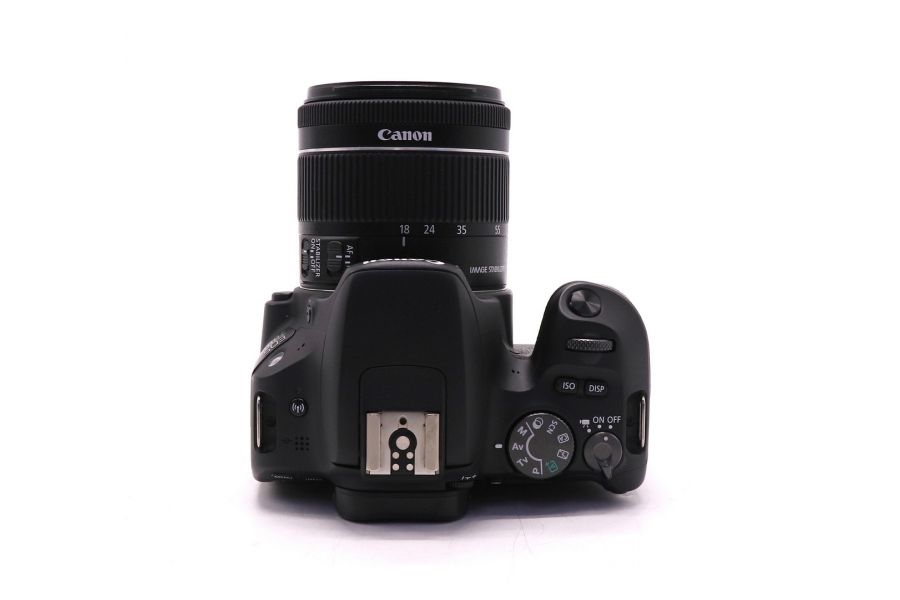 Canon EOS 200D kit в упаковке (пробег 23900 кадров)