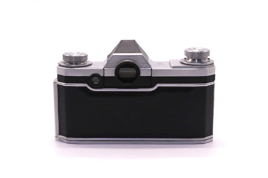 Praktina FX + Biotar 2/58 (Germany, 1955)