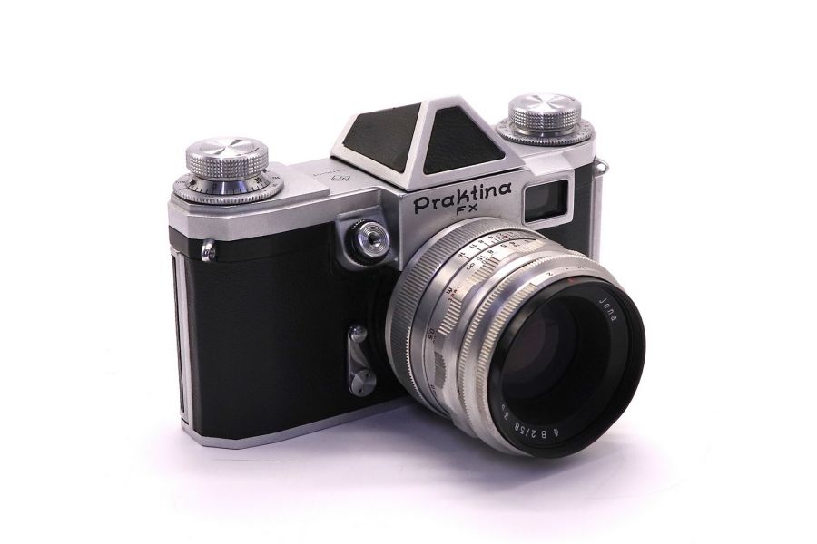 Praktina FX + Biotar 2/58 (Germany, 1955)