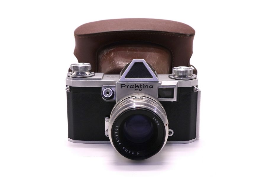Praktina FX + Biotar 2/58 (Germany, 1955)