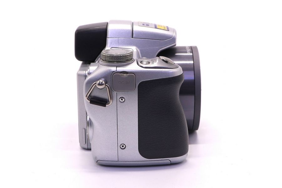 Sony Cyber-shot DSC-H50 в упаковке