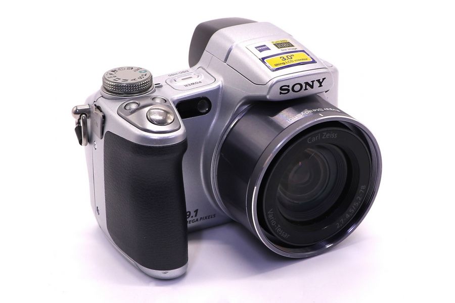 Sony Cyber-shot DSC-H50 в упаковке