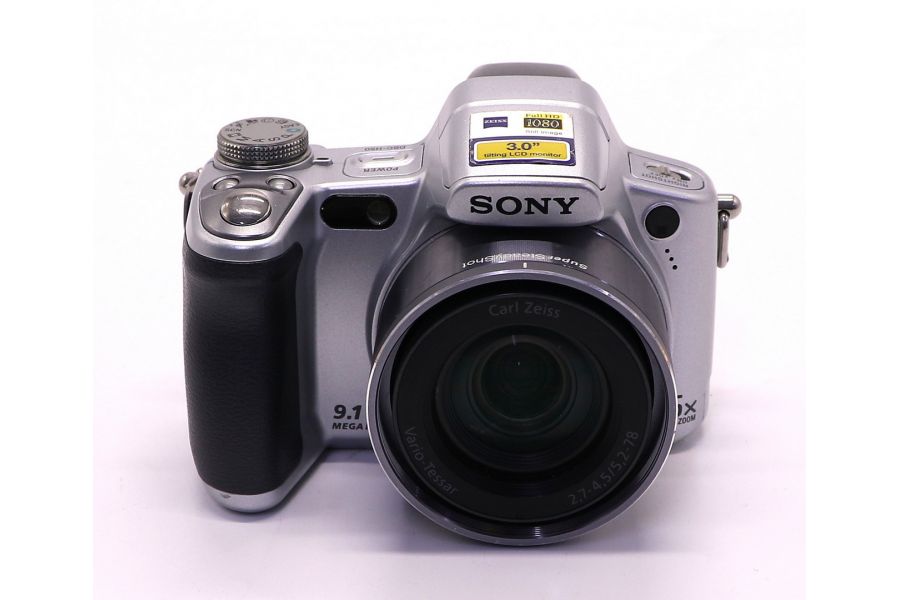 Sony Cyber-shot DSC-H50 в упаковке