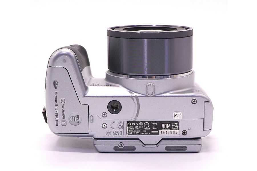 Sony Cyber-shot DSC-H50 в упаковке