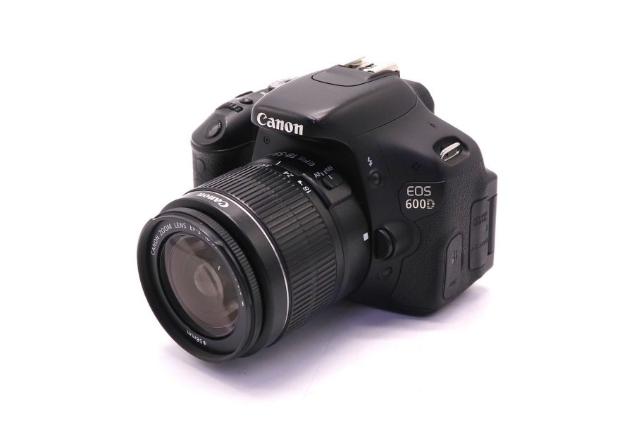 Canon EOS 600D kit (пробег 7140 кадров)