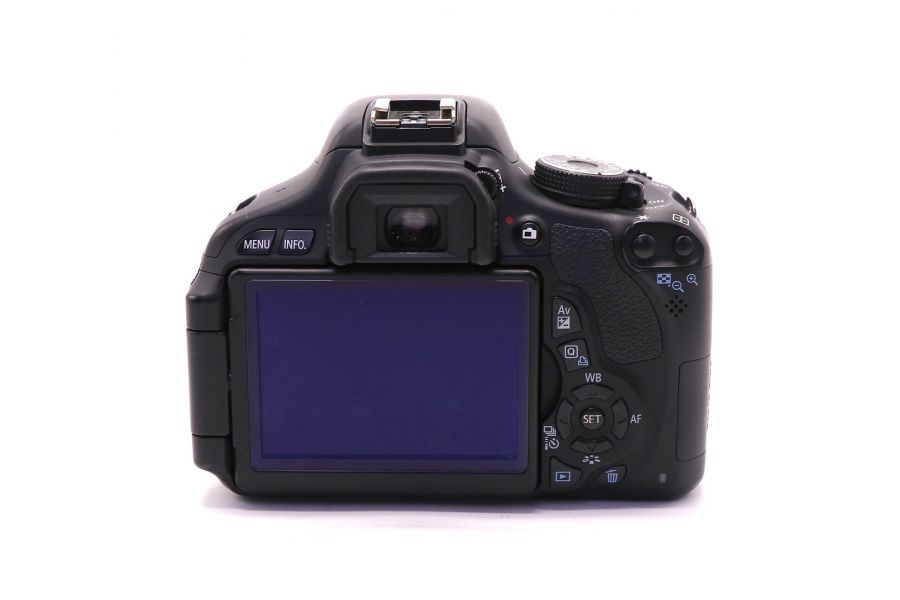 Canon EOS 600D kit (пробег 7140 кадров)