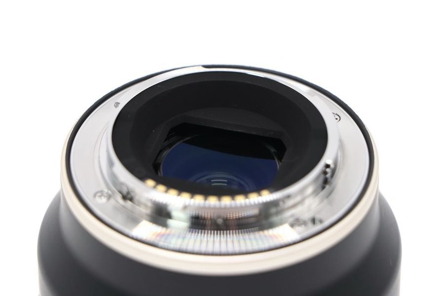 Tamron 24mm f/2.8 Di III OSD