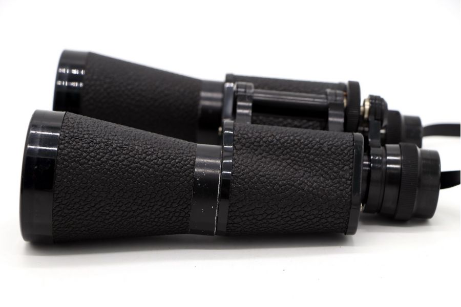 Бинокль Vergutet 10x50