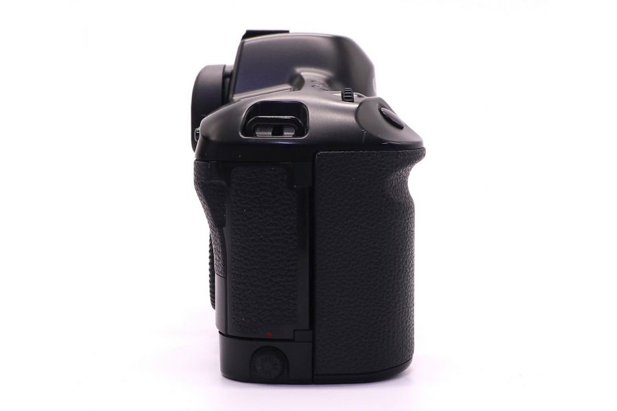 Canon EOS-1N body в упаковке