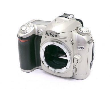 Nikon D50 body (пробег 18470 кадров)