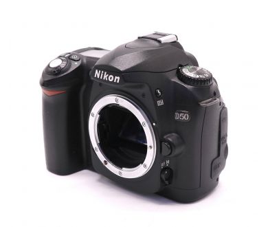 Nikon D50 body (пробег 18470 кадров)