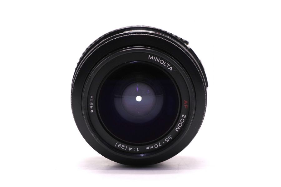 Minolta Af Zoom 35-70mm f/4 (Japan, 1986)