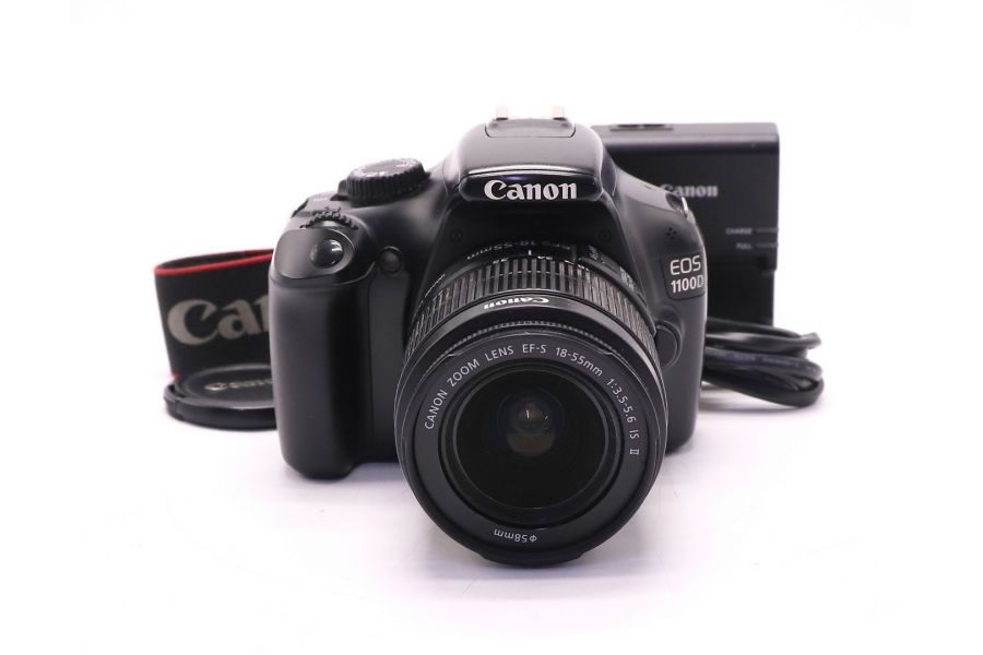 Canon EOS 1100D kit (пробег 12580 кадров)
