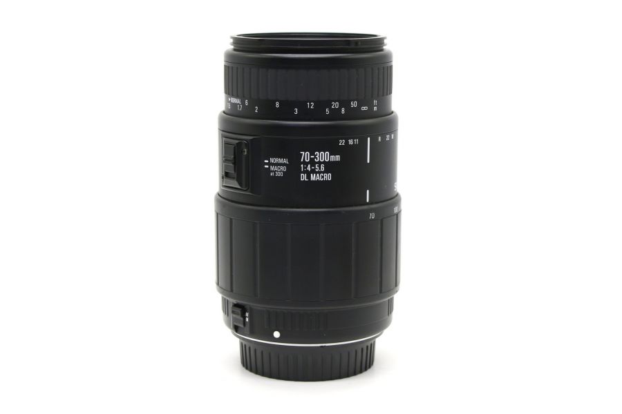 Sigma AF 70-300mm f/4-5.6 DL Macro for Canon