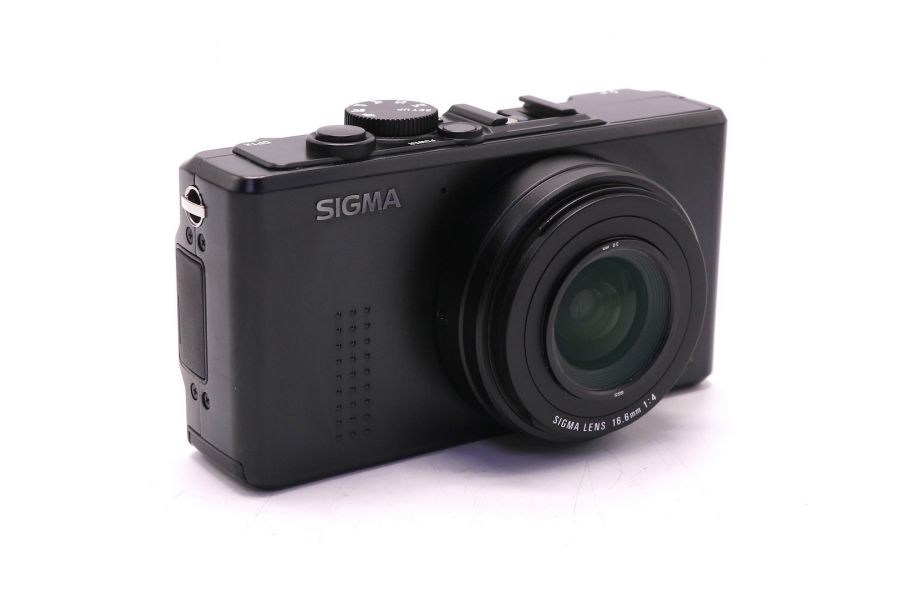 Sigma DP1X в упаковке