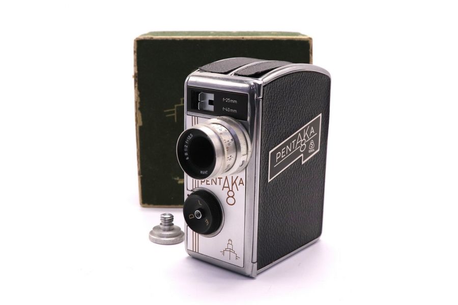Кинокамера Pentaka 8S в упаковке
