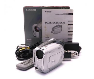Купить Видеокамера Canon DC22 в упаковке Видеокамера Canon DC22 в упаковке