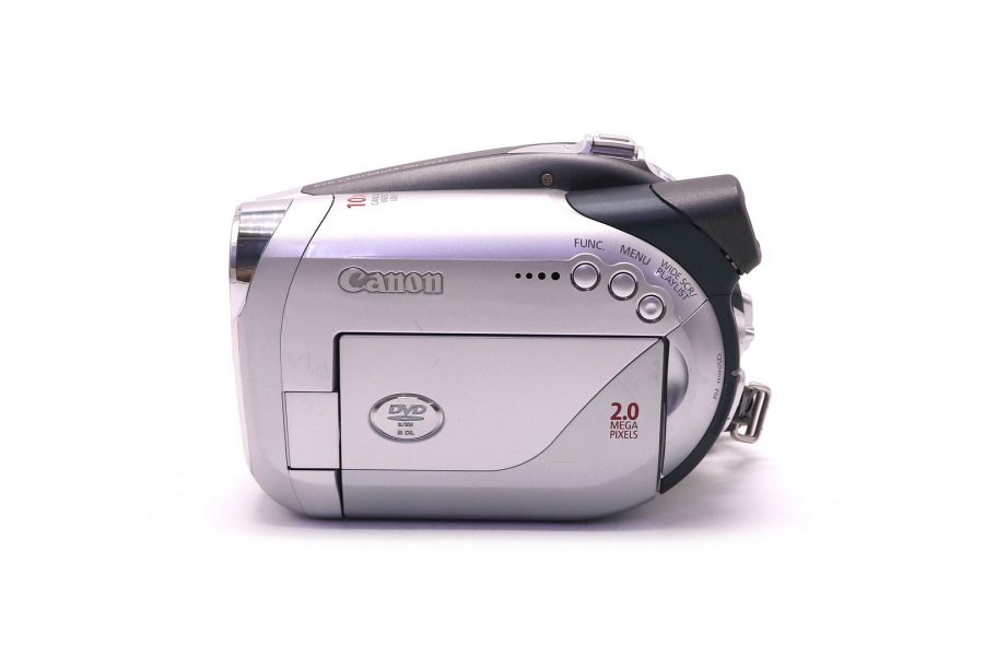 Видеокамера Canon DC22 в упаковке