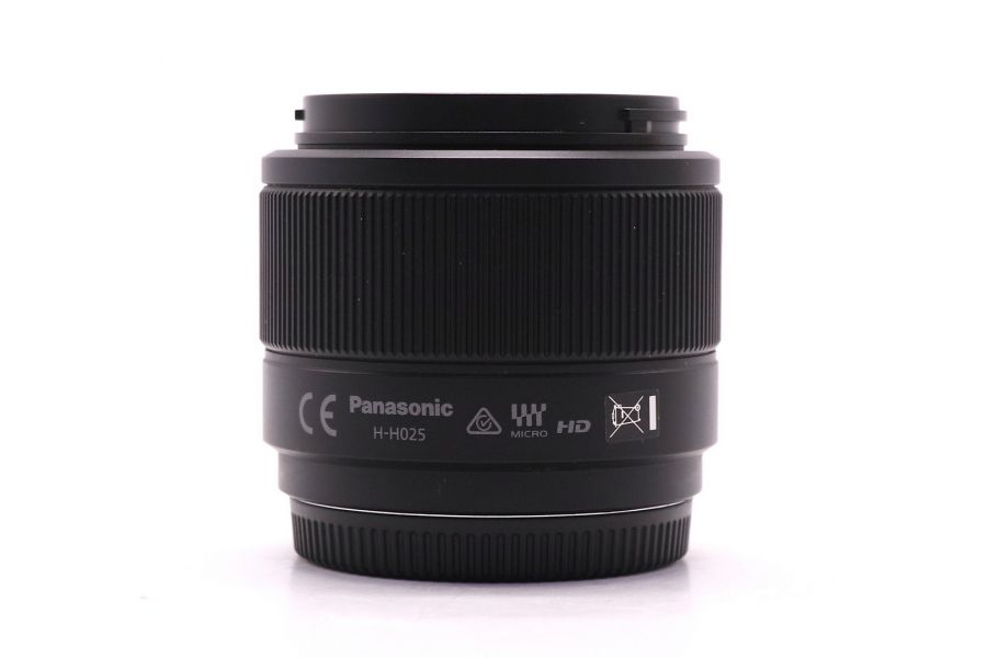 Panasonic Lumix G 25mm f/1.7 Asph. черный в упаковке 
