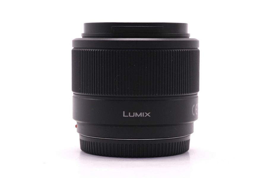 Panasonic Lumix G 25mm f/1.7 Asph. черный в упаковке 