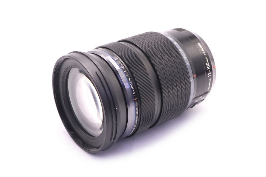 Olympus M.Zuiko Digital ED 12-100mm f/4.0 IS PRO в упаковке