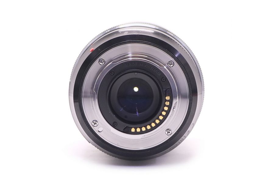 Olympus M.Zuiko Digital ED 12-100mm f/4.0 IS PRO в упаковке