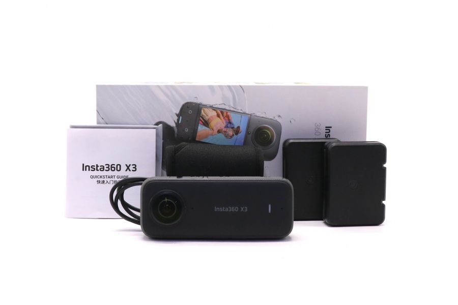 Экшен камера Insta360 X3 в упаковке