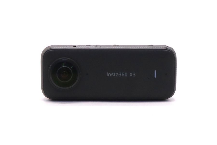 Экшен камера Insta360 X3 в упаковке