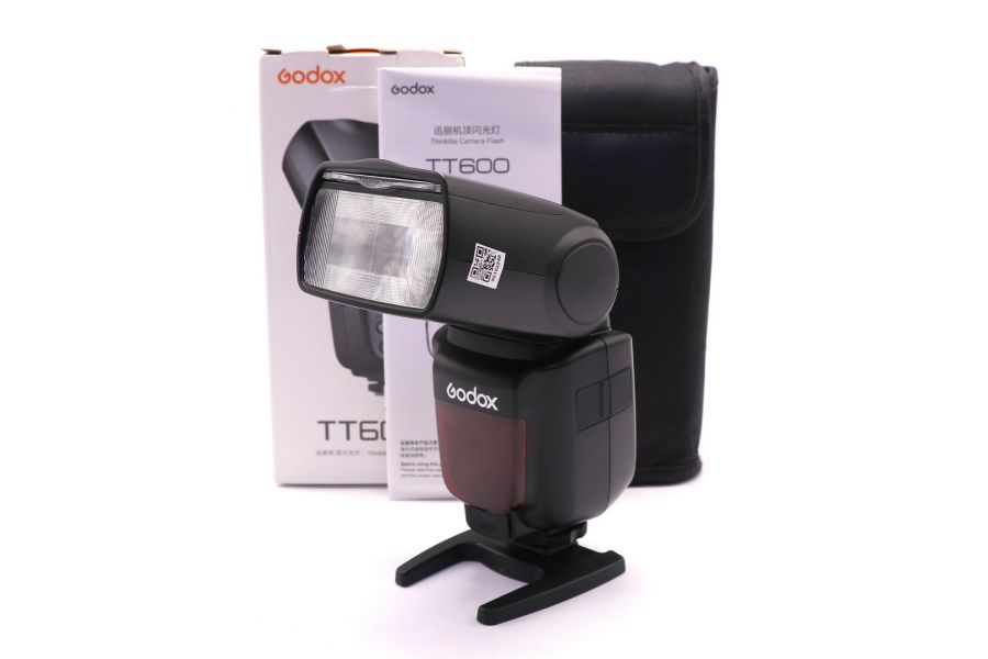 Фотовспышка универсальная Godox TT600 в упаковке