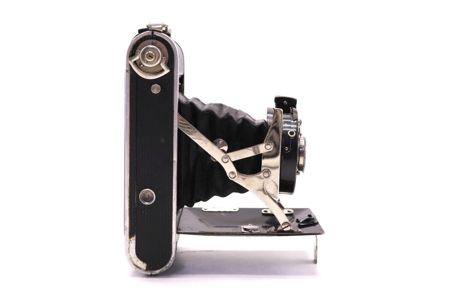 Jhagee +  Jhagee-Anastigmat 6.3/105mm