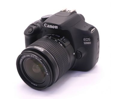 Canon EOS 1200D kit (пробег 12630 кадров)