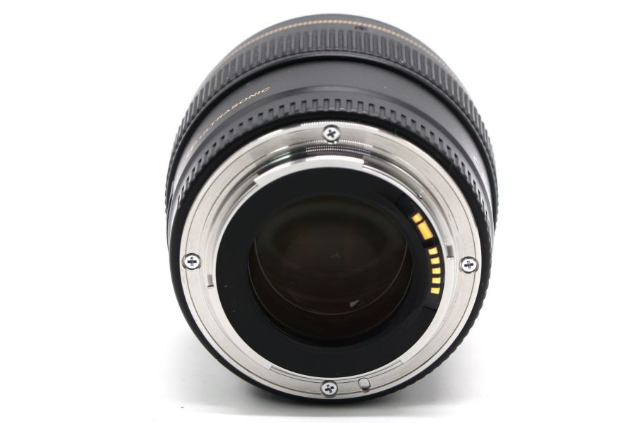 Canon EF 85mm f/1.8 USM (Japan)
