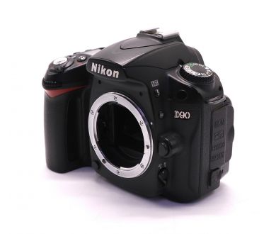 Nikon D90 body (пробег 68100 кадров)
