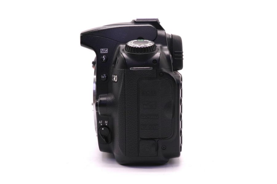 Nikon D90 body (пробег 68100 кадров)