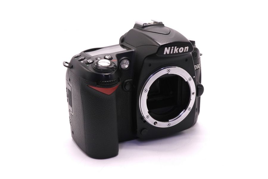 Nikon D90 body (пробег 68100 кадров)